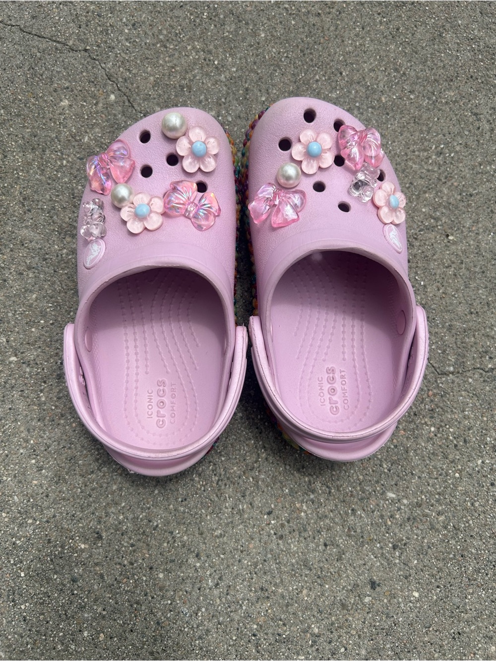 Crocs Kids' Classic Clog with Pink Floral Charms size 10C - Picture 3 of 4